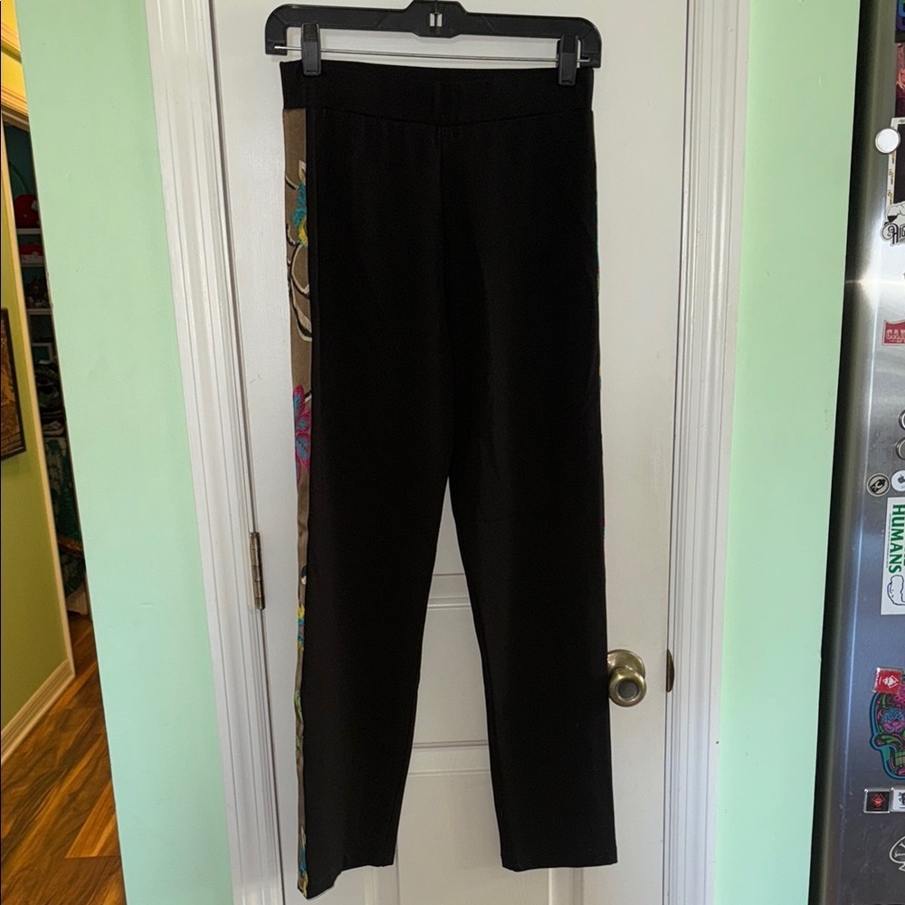 Kalabsha Black Straight Leg Ankle Ponte Pant with Tapestry Side Detail Size Med
